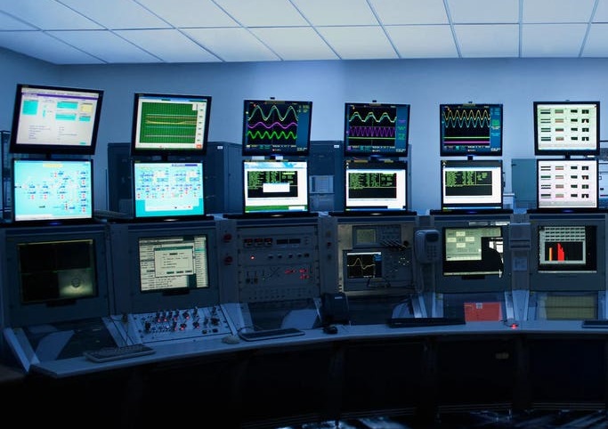 تفاوت SOC و NOC چیست؟